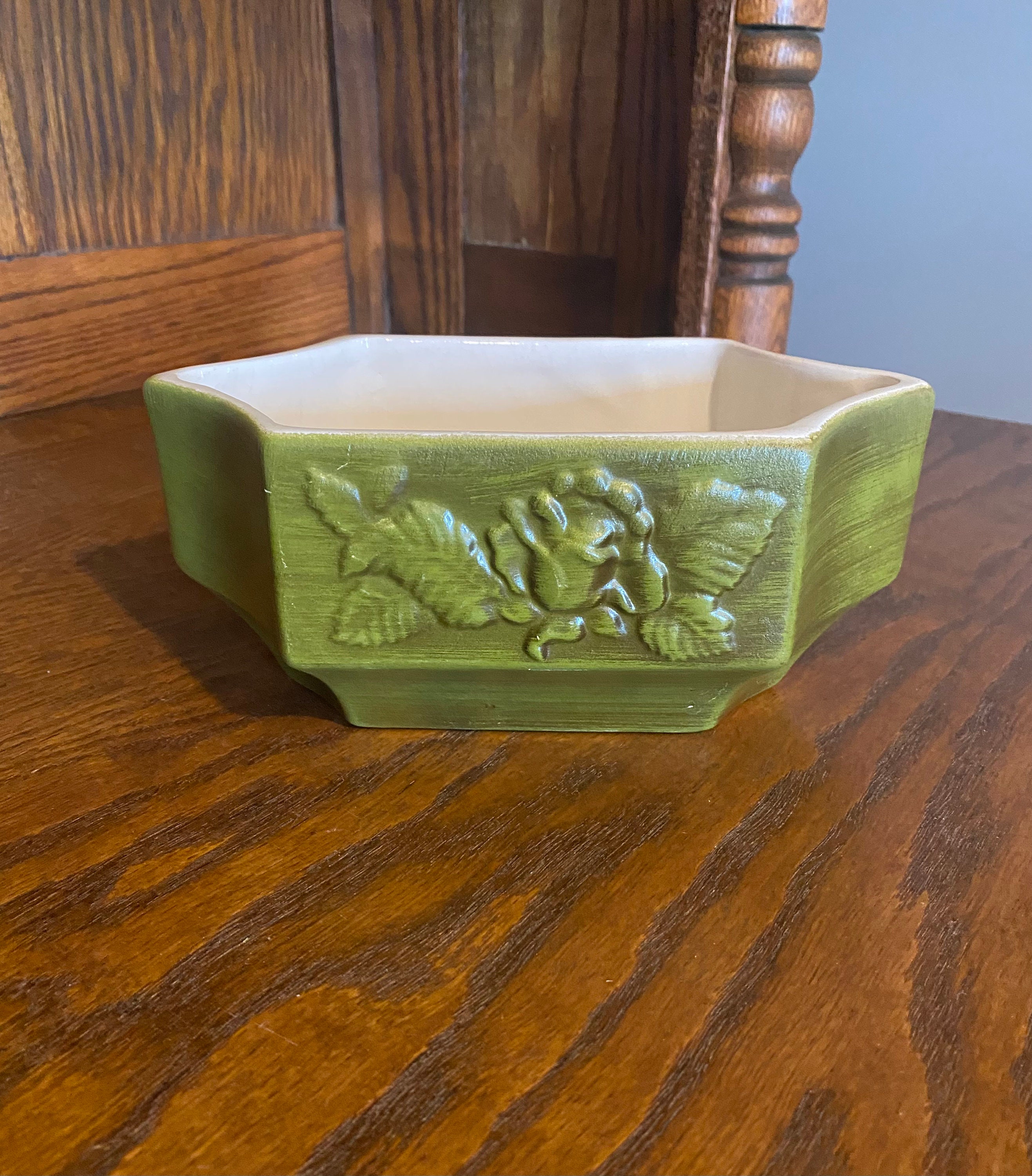はかせ　緑ST Vintage Haeger Green Hexagonal Planter- Number 143 - Etsy
