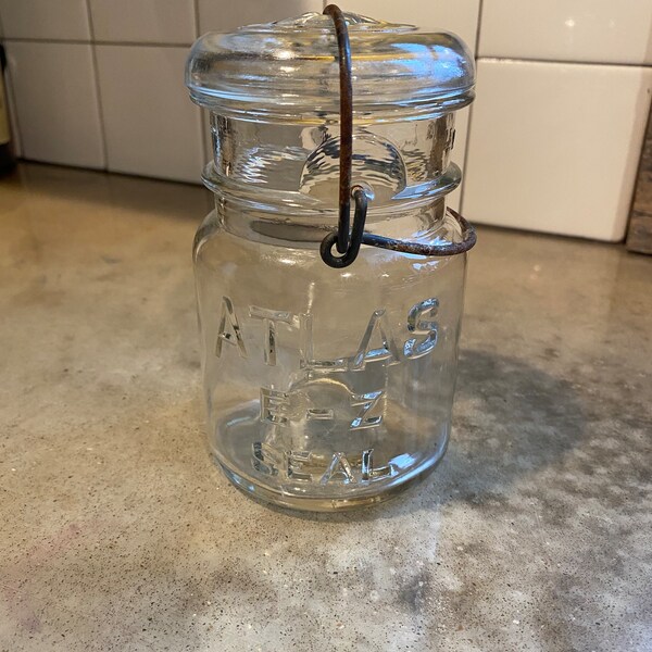 Vintage Clear Atlas E-Z Seal Pint Canning Jar with Lid