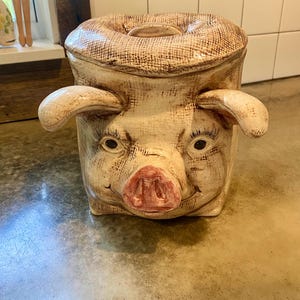 Vintage Ceramic 3D Smiling Burlap Pig Cookie Jar- 7 1/2&quot;