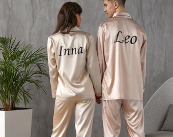 Personalized Satin Pajamas for Couple, Mr and Mrs Custom Pyjamas, Wedding pjs, Groom and Bride Pajamas, Honeymoon/Anniversary gift- L+L