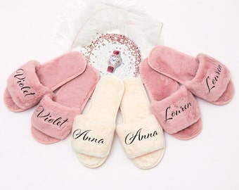 Bridesmaids Fluffy Slippers, Bridesmaid gifts, Fur slippers, Party Matching Slippers, Custom Spa slippers, Bridesmaid custom gifts, alf+bold