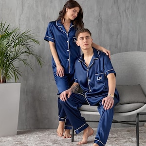 Gift for Valentines Day, Mr and Mrs Custom Satin Pajamas, Groom and Bride Pajamas, Honeymoon/Anniversary gift, Personalized Satin Pjs - S+L