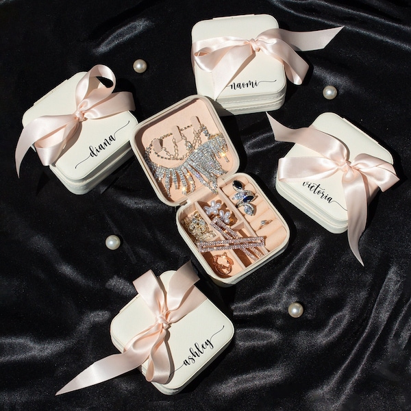 Custom Jewelry box with name, Bachelorette gift, Bridesmaid Jewelry Small Boxes, Bridal shower gifts, Bridal gift, Personalized gift -bow