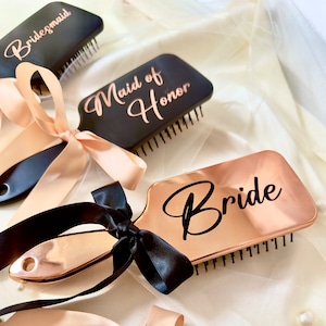 Custom Hair Brushes, Bridesmaid gifts, Bridesmaid Hair brushes, Personalized gifts, Bachelorette gifts, bridal gift, Bachelorette favors