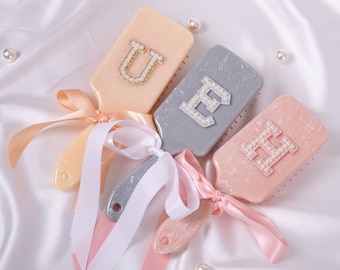 Unique Bridesmaid Hair Brushes, Bridesmaid gifts, Bachelorette favors, Personalize gifts, Bridal shower gifts, Unique Wedding favors - pearl