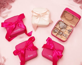 Bride Jewelry Box, Jewelry Custom Box, Custom jewelry box with name, Bridesmaid Gifts, Wedding Party Gifts, Bridal Gifts, Gifts for Her -bow