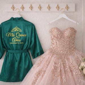 Personalized Mis Quince Robe + slippers,  Quinceañera Getting Ready Outfit, Sweet 15 Birthday Gift