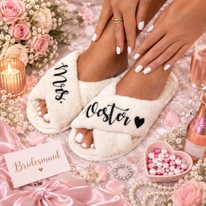 Personalized Bridesmaid Slippers, Bachelorette Party Favors, Custom Bride Squad Gifts, Bridal Party Slippers, Wedding Favors - gl, aut image 5