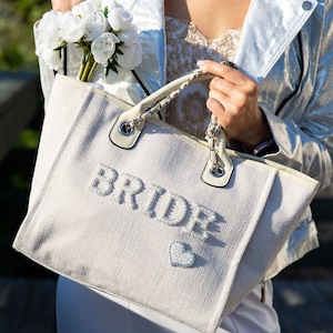 Personalized Bride Bag, Engagement gift, Bride Tote Bags, Wedding Gift, Bridal Shower Gift,  Bridal Gift Bag, Honeymoon Gift- chain,pea