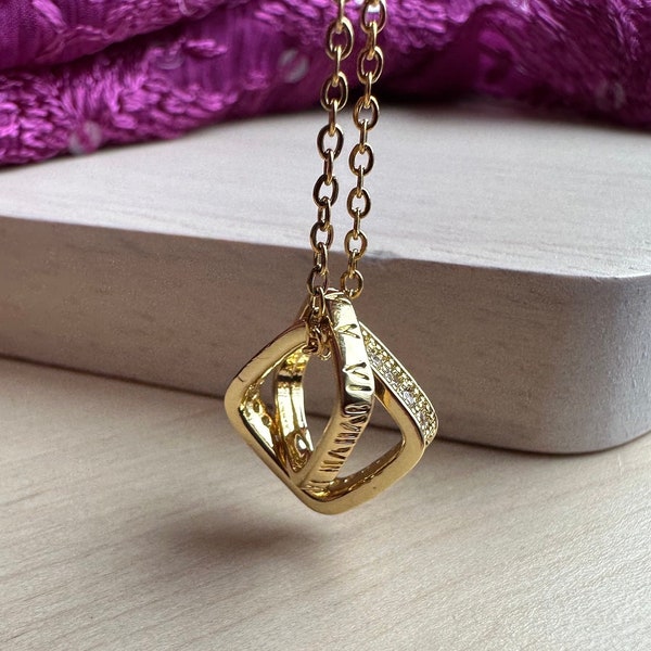 Interlocking Square Earrings