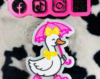 goose w/ umbrella car freshie