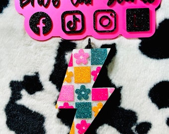 checkered flower lightning bolt car freshie
