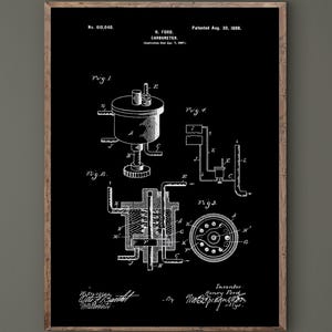 Peut inclure: Impression encadrée en noir et blanc d'un brevet de carburateur, daté du 30 août 1898, par H. Ford. L'impression présente des dessins techniques détaillés des composants du carburateur, avec des schémas étiquetés Fig. 1, Fig. 2, Fig. 3 et Fig. 4.
