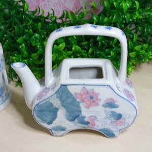 Vintage Chinese Mini Teapot