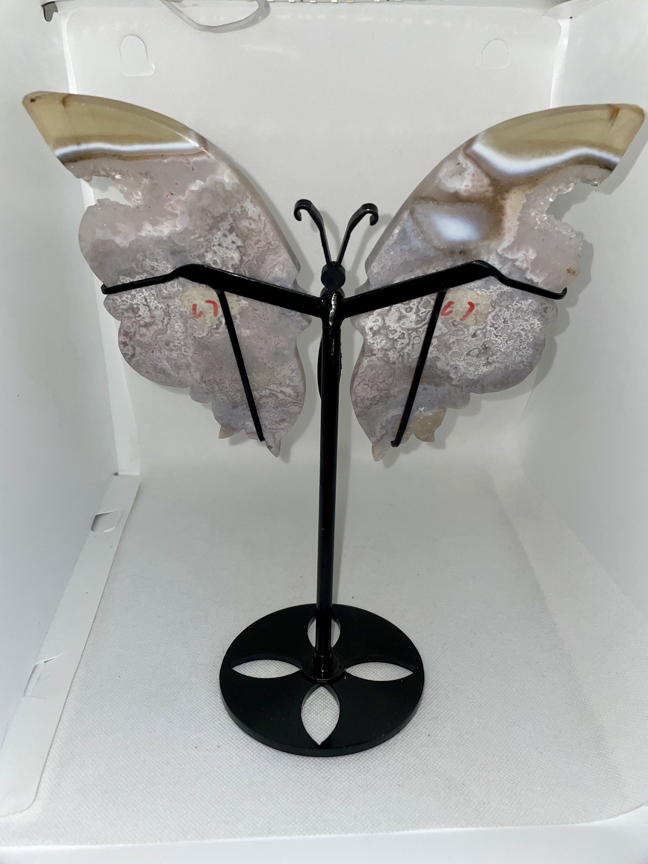 ピンクアメジスト　蝶々 ピンクアメジストと瑪瑙の蝶の羽 - Etsy 日本