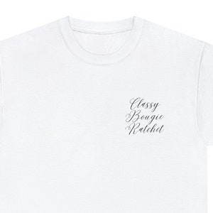 Klassisches Bougie Rachet Script T-Shirt