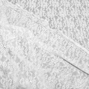 Vintage 1950s Handmade Lace Tablecloth: French Floral Wedding Linen (64x96