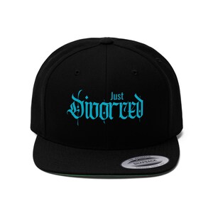 Black Just Divorced Unisex Flat Bill Baseball Hat - Trendy Snap Closure Divorce Celebration Hat
