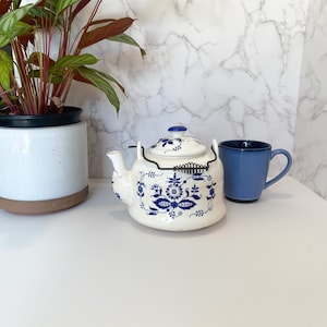 Vintage Armbee Blue & White Floral Teapot, Blue and White Kitchen, Tea with Friends, White and Blue Teapot, Farmhouse Country Cottage