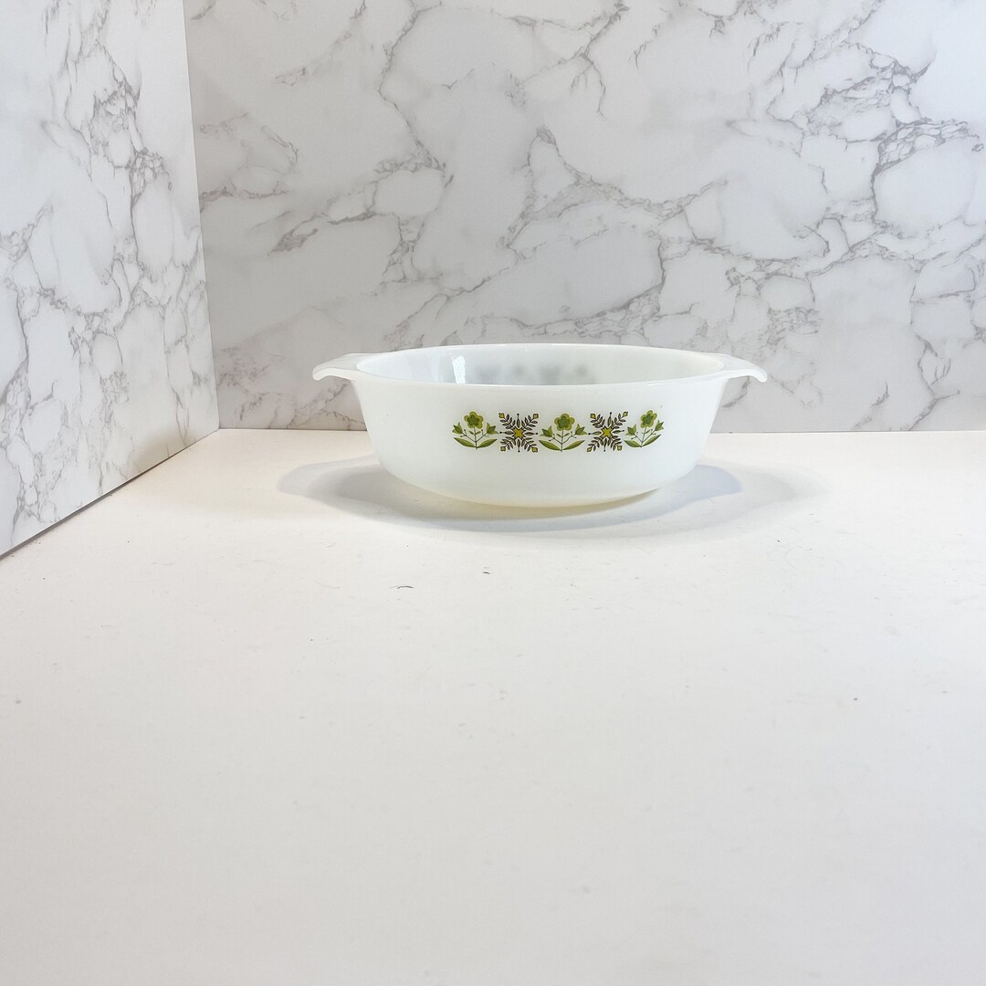 Vintage Fire King Baking Dish in the Green Meadow Pattern, Fire King Quiche Dish, Vintage