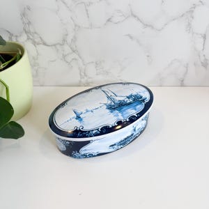 Vintage Dutch Blue and White Nautical Designed Tin, Blue & White Tin, Tin Collector, Trinket Container, Trinket Box, Tin from Holland