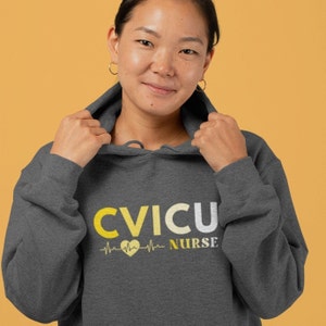 Sudadera con capucha de enfermera de la UCI cardiovascular, sudadera con capucha de la UCI cardiovascular, camisetas de la UCI cardiovascular, enfermera titulada, cuidados intensivos cardiovasculares