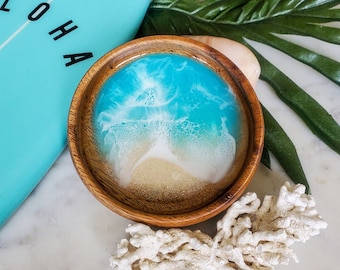 Wooden Beach Jewelry Bowl Ocean Décor Gift Dish Tropical Coastal Art Present Small Beachy Resin Art Dish Hawaiian Beach Wedding Art Gift