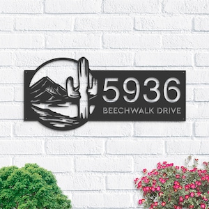 Personalisiertes Adressschild aus Metall: Cactus Mountain-Szene, zum Aufhängen oder zum Pfahl