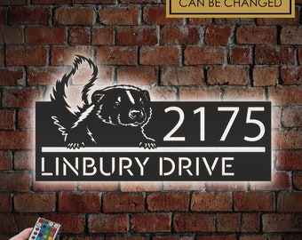 Personalized Peeking Skunk Metal Address Sign With LED lights House number Hanging Address Plaque