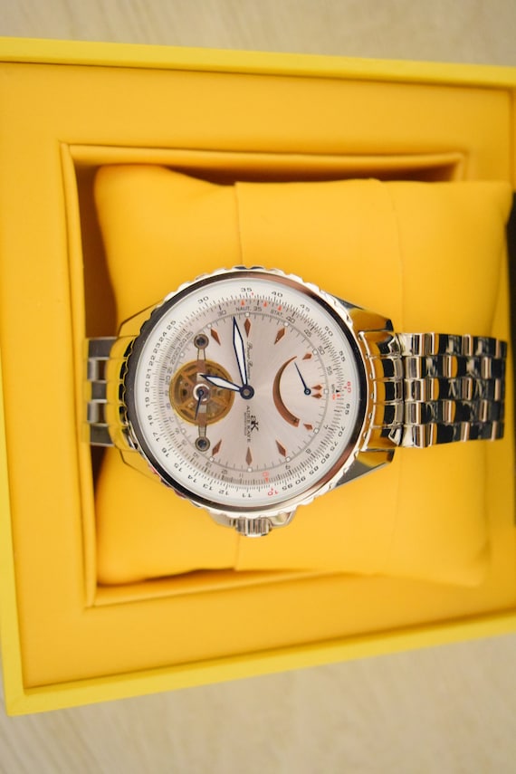 質実剛健な腕時計◆未使用　ADEE KAYE　アディケイBEVERLYHILLS Adee Kaye Beverly Hills Women Chronograph Watch AK-197-1L