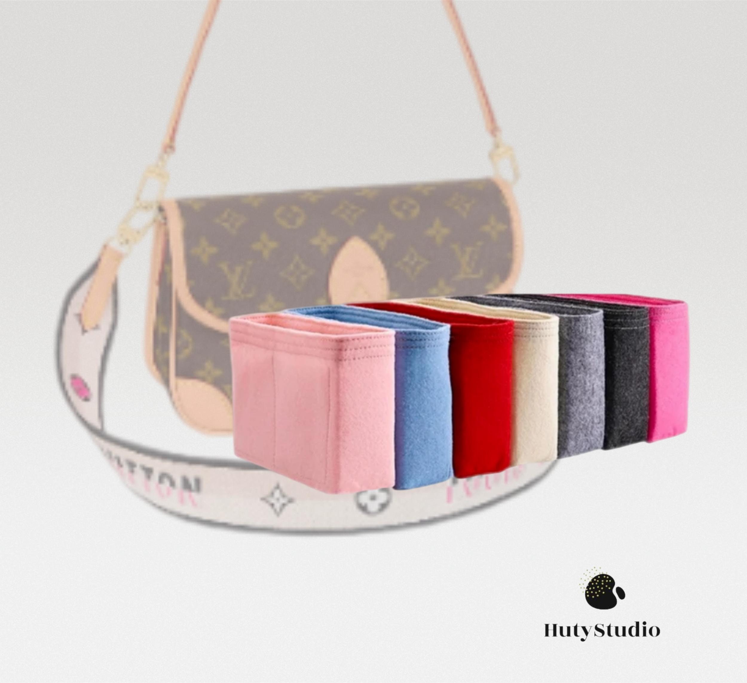 Louis Vuitton Keychain Wallet 