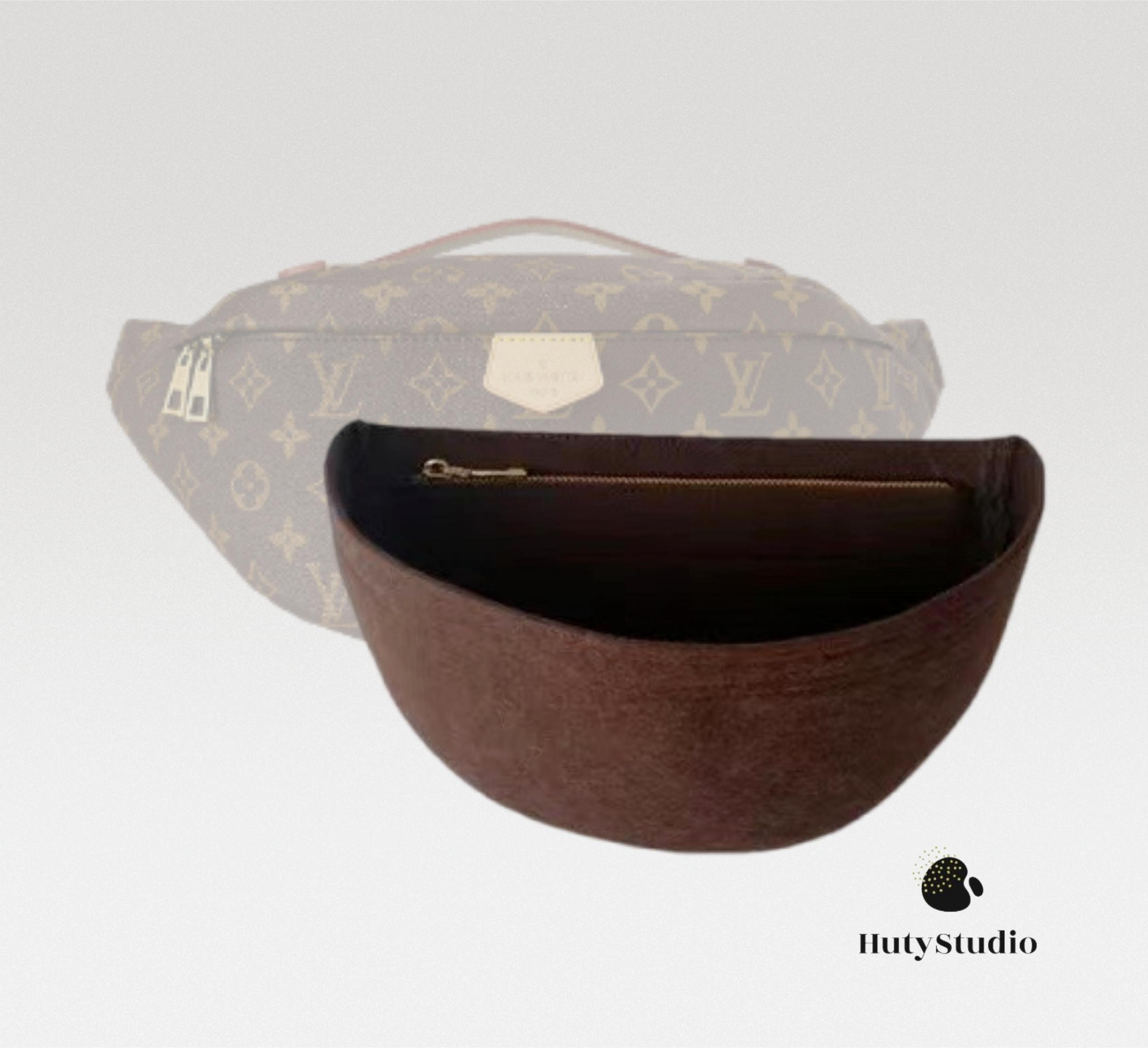 Bumbag Louis Vuitton -  Finland