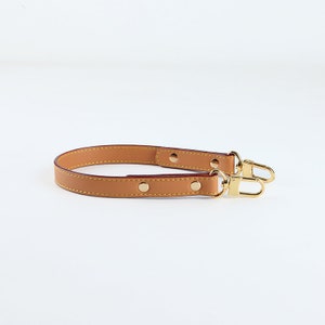 Louis Vuitton Natural Vachetta Leather Pochette Strap - Yoogi's Closet