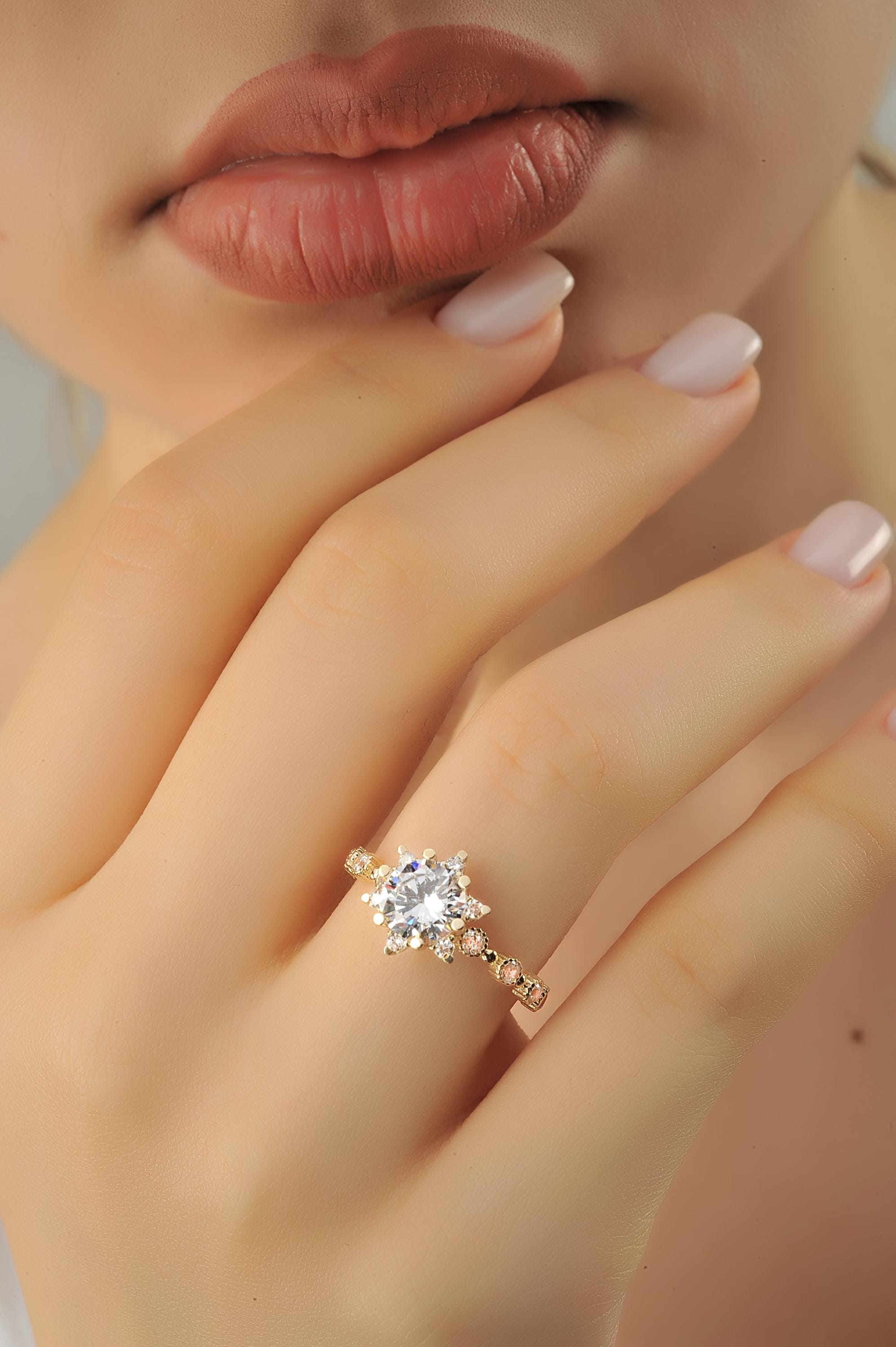 14K Gold Vintage Style Brilliant Cut Solitaire CZ Diamond