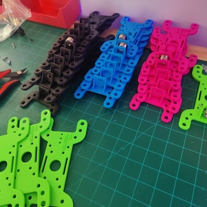 Un (1) enrollador de alambre EFHW con SO-239 incluido - HRD Industries - DudeTenna / End Fed Half Wave.