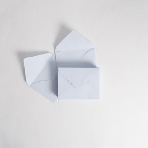 4,5" x 6,4" (C6), envelopes de borda azul celeste // envelopes de convite, envelopes de algodão, casamento de belas artes, envelopes de casamento