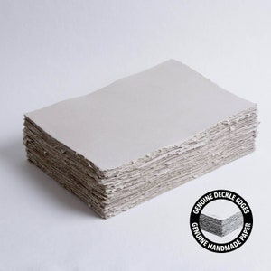 8,3" x 11,7" (A4) 200 g/m², carta con bordo deckle grigio chiaro// carta di cotone, carta per inviti, matrimonio d'arte, carta per calligrafia