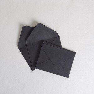 11 x 16,4 cm (C6), schwarze Büttenumschläge // Einladung Umschläge, Baumwoll Umschläge, Fine Art Hochzeit, Hochzeitsumschläge