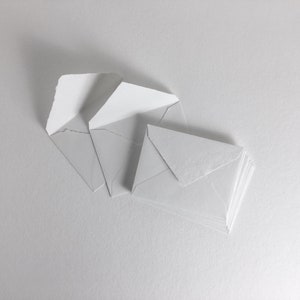 11 x 16,4 cm (C6), weiße Büttenumschläge // Einladung Umschläge, Baumwoll Umschläge, Fine Art Hochzeit, Hochzeitsumschläge