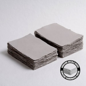 4,1" x 5,8" (A6) 200 gsm, lichtgrijs deckle edge papier//katoenpapier, uitnodigingspapier, Fine Art Wedding, kalligrafiepapier