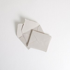 9 x 13 cm hellgraue Büttenumschläge // Baumwoll Umschläge, Fine Art Hochzeit, Hochzeitsumschläge