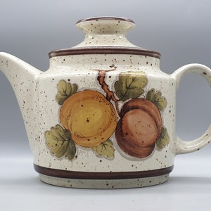 Jaren 1950 Gebrüder Winterling Kirchenlamitz "Karina" steengoed koffiepot met bloemendecoraties | Spülmaschinenfest | Vintage Duits porselein
