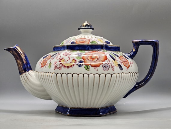 1920s Samuel Johnson Britannia England Earthenware Ceramic Teapot