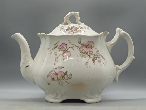 1800s Alfred Meakin Tunstall England Earthenware Teapot | Royal