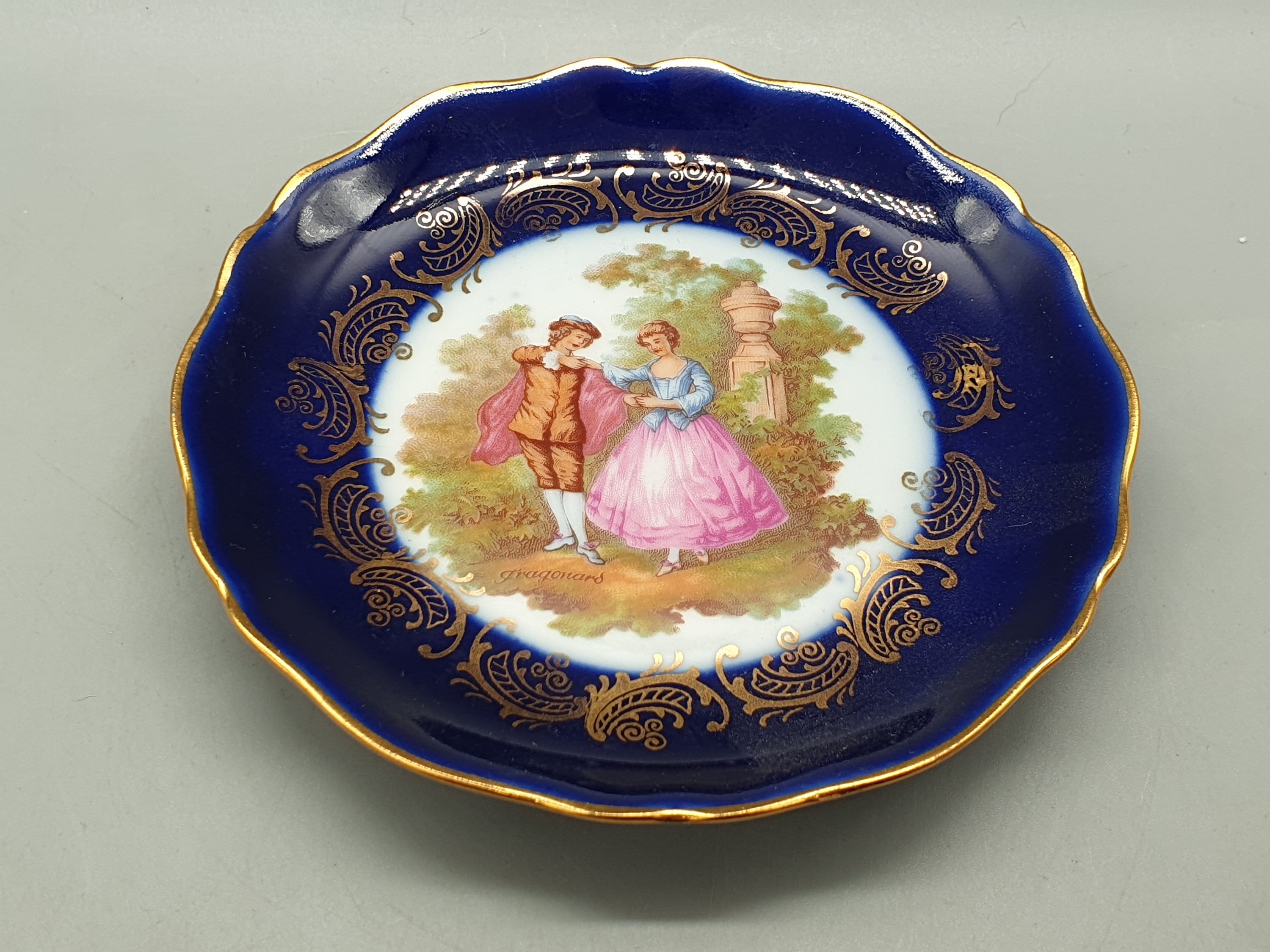 1950s Limoges France Saucer Plate With Gold Decorations 1950s Limoges France Saucer Plate With Gold Decorations