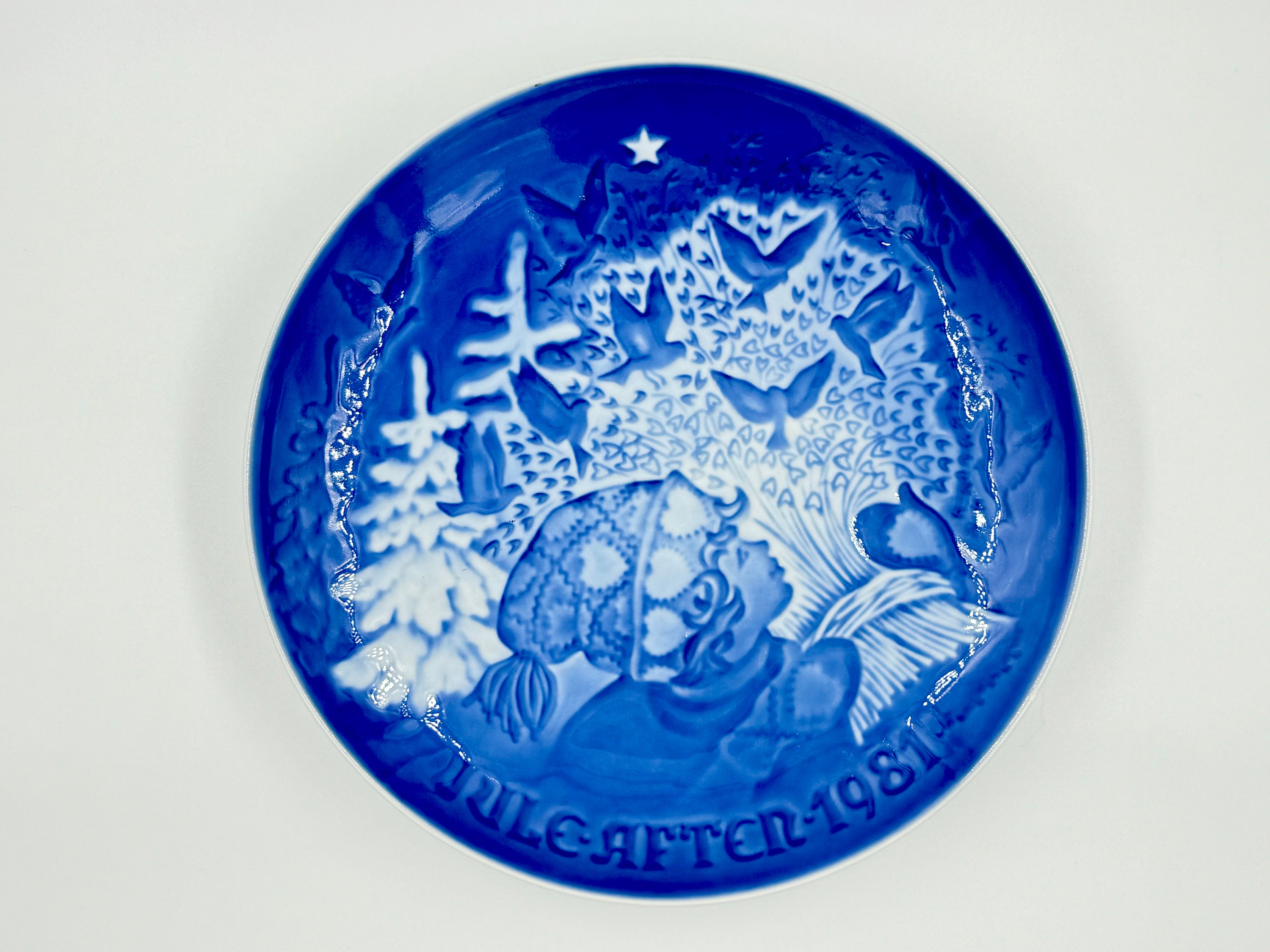 Vintage Bing and Grondahl 1981 Christmas Porcelain Plate - Etsy