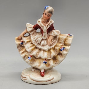 1800s Carl Schneider Gräfenthal Porcelain Figurine of an Aristocratic Victorian Woman Curtsying | Antique / Vintage German Porcelain