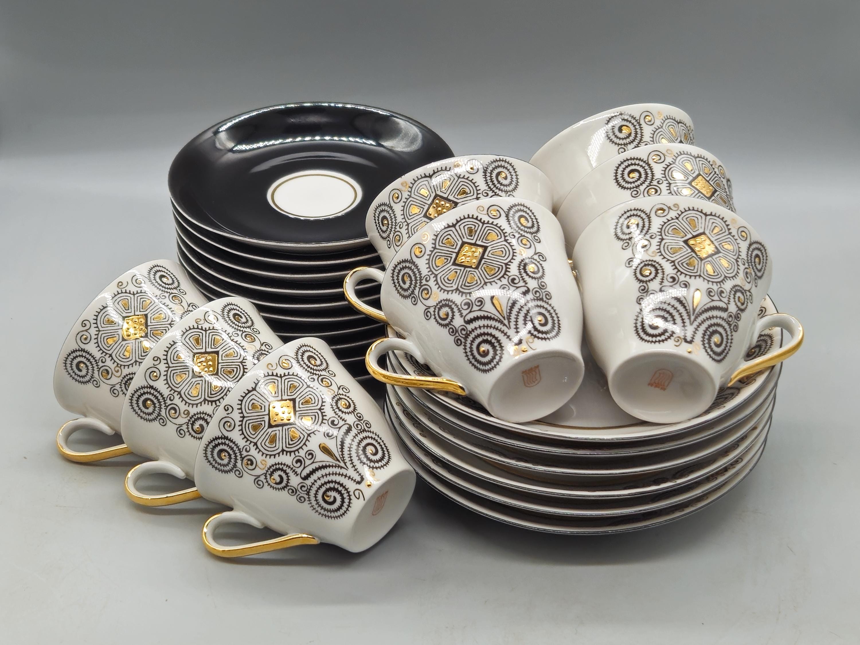 Vintage Riga Porcelain 