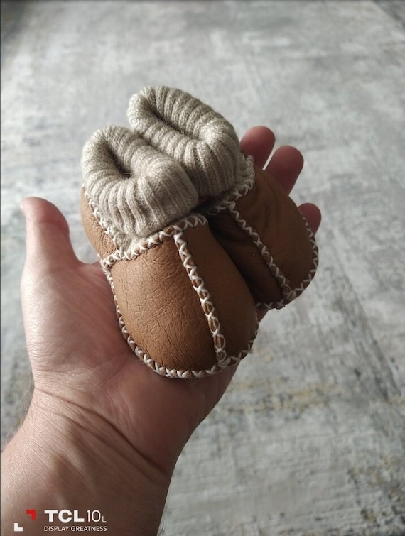 Lambskin baby booties cheap