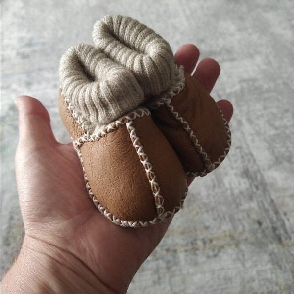 Lambskin Baby Shoes, Soft Sole Leather Baby Shoes,Leather Baby Booties, Sheepskin Booties,Toddler Slippers,First Baby Shoe, Baby Gift.